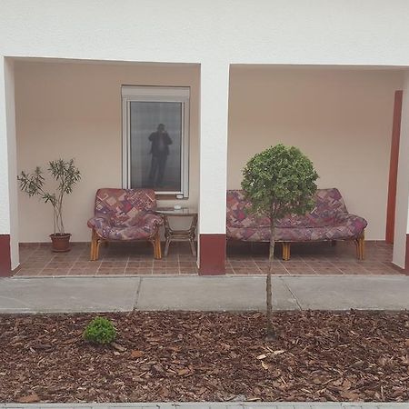 M&M Apartman Tiszafüred 外观 照片